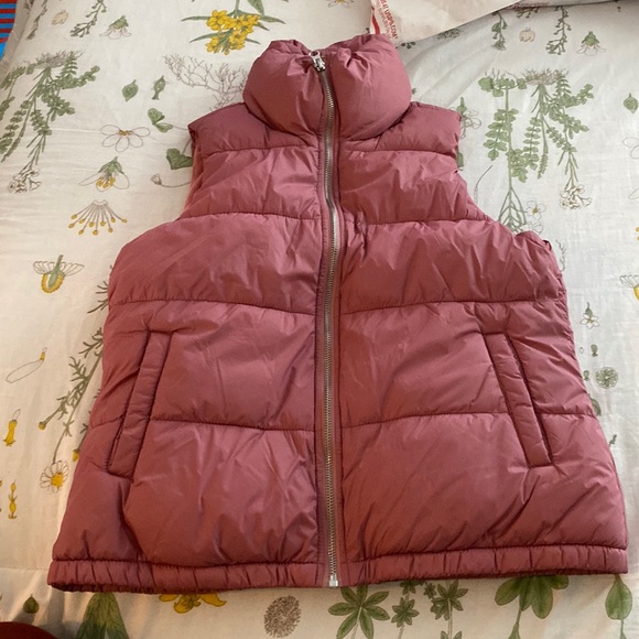 Old Navy Jackets & Blazers - Vest xs petite NWT